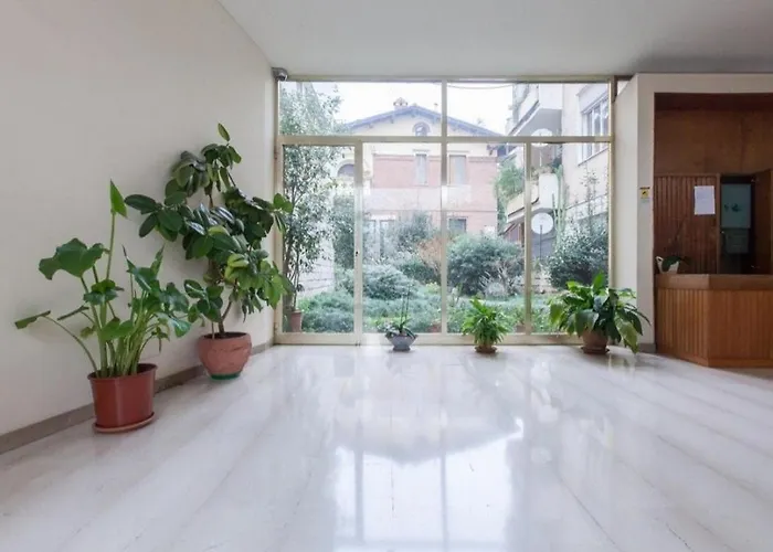 Garden Apartment *